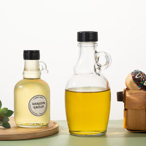 Bouteille en verre <span class=keywords><strong>de</strong></span> whisky avec poignée Bouteilles en verre Poignée <span class=keywords><strong>de</strong></span> 250ml Petites bouteilles en verre pour boissons alcoolisées avec bouchon à vis en plastique - Product Image 5