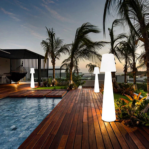 <span class=keywords><strong>Lampe</strong></span> solaire LED de paysage de style nordique moderne, <span class=keywords><strong>lampe</strong></span> de sol d'angle contemporaine à LED sur pied pour usage hôtelier - Product Image 4