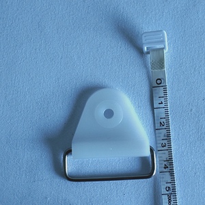 Acessório plástico Triangular-dado forma do fixador do botão com fechamento do gancho e do laço para a reabilitação e os acessórios portáteis do cabelo - Product Image 6