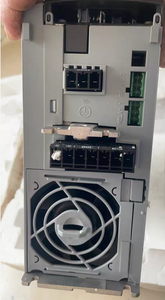 Convertisseur de fréquence 131N8043 FC-302P2K2T5E20H1XXXXXXSXXXXALBXCXXXXDX (P2K2) 2,2 kW/3,0 triphasé 380-500 VCA (E20) IP20 - Product Image 6