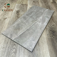 Placage de bois en PVC Panneau décoratif d'intérieur Feuille de marbre Panneau d'hôtel pour plafond Panneau mural en marbre PVC