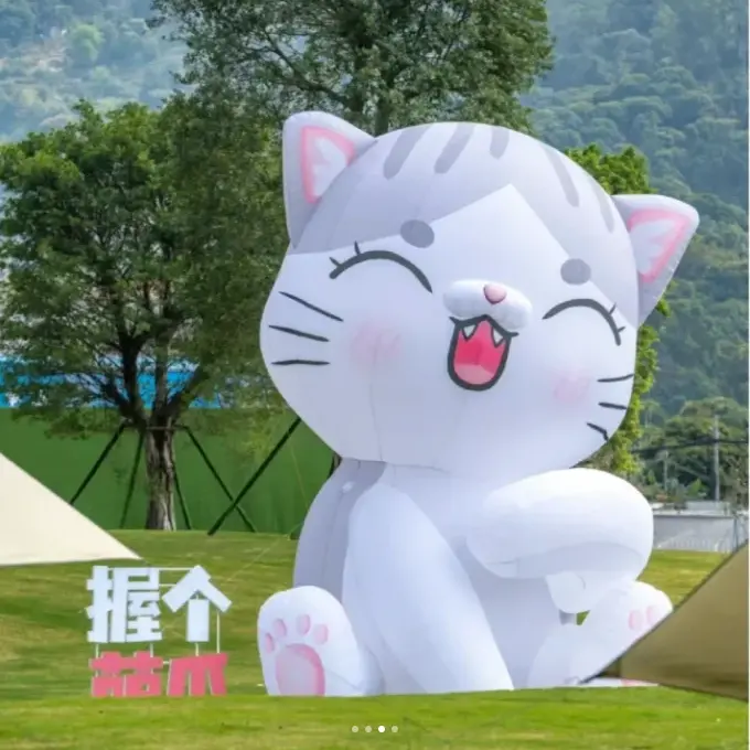 Personnages de dessins animés gonflables grand chat personnalisables pour la décoration