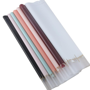Papier d'emballage pour fleurs imperméable en gros d'usine, <span class=keywords><strong>film</strong></span> gelée Cœur Battant, emballage synthétique en PE pour bouquets de fleurs - Product Image 4