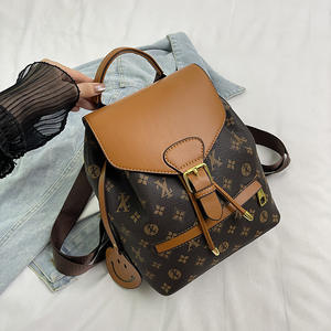 ขายส่งออนไลน์ กระเป๋าแบรนด์เนมหรูหรา กระเป๋าถือแฟชั่นผู้หญิง วัสดุ PU พิมพ์ลายสวยงาม กระเป๋าสะพายไหล่นุ่มสบาย สำหรับเดินทางทุกวัน - Product Image 3