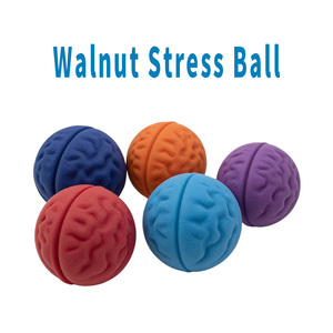 Juguete Sensorial <span class=keywords><strong>de</strong></span> Plástico y Silicona con Diseño <span class=keywords><strong>de</strong></span> Nogal Natural, Pelota Antiestrés <span class=keywords><strong>para</strong></span> Terapia <span class=keywords><strong>de</strong></span> Manos <span class=keywords><strong>para</strong></span> Niños, Alivio <span class=keywords><strong>de</strong></span> la <span class=keywords><strong>Ansiedad</strong></span> y la Atención Plena - Product Image 3