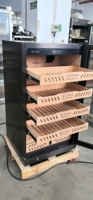 Humidor à cigares en acier inoxydable sur mesure avec étagères en bois de cèdre espagnol, fabricant d'armoires à cigares à contrôle d'humidité précis