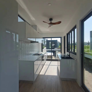 Conteneur d'expédition préfabriqué de 40 pieds, maison modulaire, petite maison, <span class=keywords><strong>grand</strong></span> espace pour le salon, panneau sandwich en acier - Product Image 1