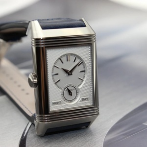 Montre mécanique de luxe pour homme de qualité supérieure, carrée, réversible, à double cadran, avec fuseaux horaires inversés, design inversé, avec bracelet en cuir - Product Image 3