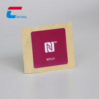 Autocollant NFC programmable avec logo personnalisé en gros, puce NFC inscriptible