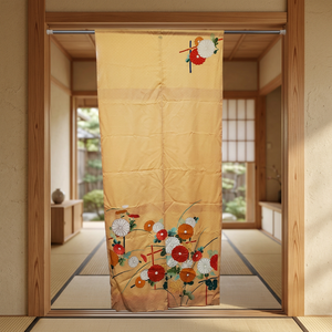 Rideau de porte complet en tissu kimono japonais fait main RAPYUTA Noren, qualité prestigieuse, unique en son genre, motif floral, recyclé - Product Image 3