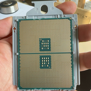 Procesador de Servidor para 7B13, 64 Núcleos, 128 Subprocesos, 2.25GHz, 65nm, Socket SP5, Nuevo, Consumo de Energía de 280W - Product Image 4