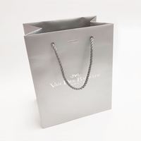 Bolsa de Papel C1S de 250g OEM, Impresión de Bolsas de Papel con Recubrimiento de una Cara, con Tamaño, Color y Tipo de Asa Personalizados