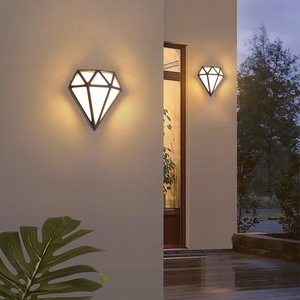 Lampe murale extérieure 10W, étanche, moderne, style diamant, pour villa, cour, balcon, jardin - Product Image 2