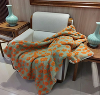 Couverture de canapé en polaire corail chaude pour l'automne et l'hiver, 100 % fibre de polyester, couverture de climatisation simple, épaisse, personnalisée, chaude et douce