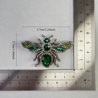 Broche Abeille Style Porcelaine Rétro Émail Strass Épingle de Revers Insecte Classique Chinois Floral Abeille Miel Corsage