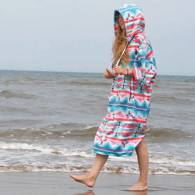 2024 Nieuwe Aztec Outdoor Strand Veranderende Wetsuit Gewaad Poncho 'S 100% Katoen Super Zachte Surf Capuchon Poncho Handdoek