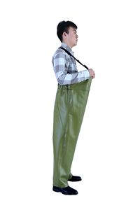 Traje de pesca impermeable de PVC engrosado, pantalones verdes con correas, material ecológico resistente a químicos - Product Image 5