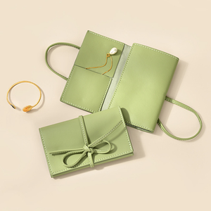 Bolsa Organizadora de Joyas FANXI Multifuncional con Hebilla, Bolsa de Viaje Pequeña Personalizada de Microfibra con Botón para Aretes, Anillos, Pulseras - Product Image 4
