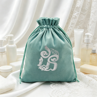 Kantong Beludru Tali Serut Logo Kustom untuk Wig, Kantong Kemasan Perhiasan Flanel Besar, Tas Hadiah Suede, Souvenir Pernikahan & Parfum