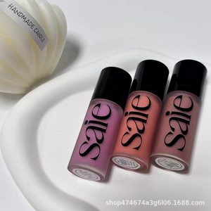 Saie Liquid Blush Starglow Dewy Finish Iluminador Facial Tamaño Regular - Product Image 5