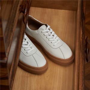 Zapatos de Verano para Hombre de Cuero Genuino de Primera Capa, Suela Blanda, Transpirables, Zapatillas Blancas con Suela de Goma, Diseño de Parches, Punta Cuadrada, con Cordones - Product Image 2