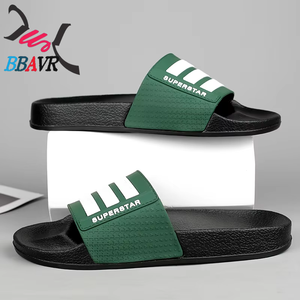 Nueva Tendencia de Moda Masculina, Sandalias y Chanclas de Playa para Exteriores y el Hogar - Product Image 1