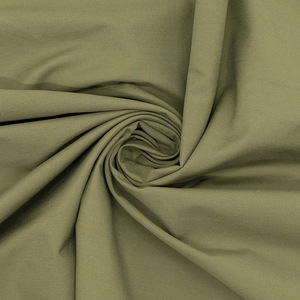 Tela de algodón y poliéster de alta densidad, sarga fina, ligeramente elástica, color caqui, en stock para pantalones, chaquetas y prendas de vestir. - Product Image 3
