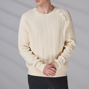 Suéter Personalizado de Algodón GOTS de Alta Gama con Logotipo Bordado, Suéter Casual de Punto Trenzado para Invierno, de Manga Larga para Hombre - Product Image 2