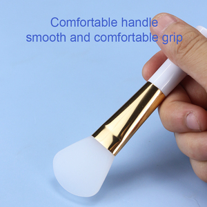 Mini <span class=keywords><strong>kit</strong></span> de pinceaux pour <span class=keywords><strong>masque</strong></span> facial en silicone à l'<span class=keywords><strong>argile</strong></span> courte pour applicateur de <span class=keywords><strong>masque</strong></span> facial blanc avec logo personnalisé végétalien de luxe - Product Image 3