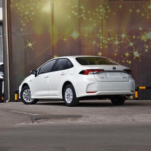 Toyota <span class=keywords><strong>Corolla</strong></span> hybride 1.8L berline automatique 2018, voiture d'occasion Toyota <span class=keywords><strong>Corolla</strong></span> à <span class=keywords><strong>vendre</strong></span> - Product Image 3