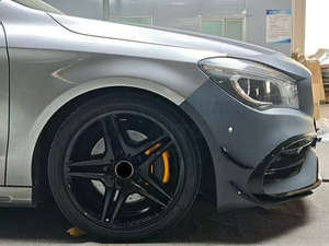 Kit de carrosserie de pare-chocs de lifting automobile pour <span class=keywords><strong>Mercedes</strong></span> Benz Classe <span class=keywords><strong>CLA</strong></span> W117 2013-2019 Changer pour le style CLA45 <span class=keywords><strong>AMG</strong></span> Comprend le pare-chocs avant - Product Image 4