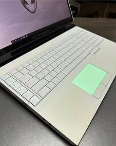 Chất Lượng Cao Ban Đầu Chơi Game Máy Tính Xách Tay Alienware Khu Vực 51M Máy Tính Xách Tay Sử Dụng Core I7-9700k Rtx2080-8g 144Ghz 17Inch Chromebook Notbook - Product Image 3