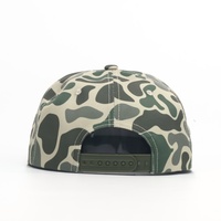 Hotselling 5-panel custom rubber patch sport snapback cap met custom camouflage