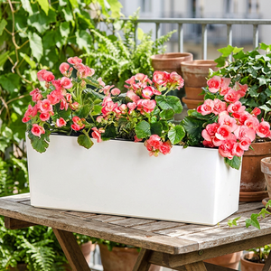 Jardinera Cuadrada de Plástico Artificial con Autorriego Brice Gardening, Maceta con Diseño Moderno para Uso en Interiores y Exteriores, Colgante - Product Image 3