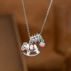 Collier élégant en <span class=keywords><strong>bois</strong></span> émaillé et acier inoxydable avec placage or 18 carats, conçu spécifiquement pour les femmes et les enfants - Product Image 6