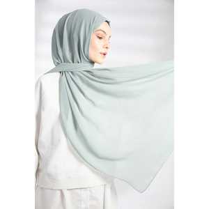 Pañuelo de Gasa Verde Claro Suave, Accesorio para Faldas de Mujer - Product Image 4