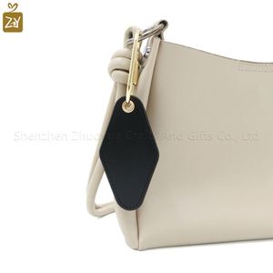 Wholesale Vintage Diamond Shape Black Pu Leather With Brass Oval <b>Key</b> <b>Ring</b> Luxury Gift Car Keychain Holder - Product Image 5