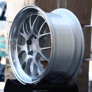 Jantes en alliage Deep Lip BBS LM-R 5x130 pour Audi R8 V10 <span class=keywords><strong>Porsche</strong></span> 911 Turbo S <span class=keywords><strong>Porsche</strong></span> 911 992 <span class=keywords><strong>Porsche</strong></span> Cayman <span class=keywords><strong>GT4</strong></span> <span class=keywords><strong>Porsche</strong></span> 718 Boxster - Product Image 3