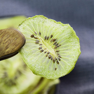 Chá de <span class=keywords><strong>Kiwi</strong></span> em Fatias com o Menor Preço, 100% Natural, Sabor Fresco, Auxilia na Digestão para Infusões de Ervas e Frutas - Product Image 2
