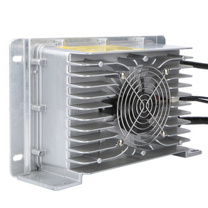Cargador de Vehículos Eléctricos de CA a CC de 2.2KW, Cargador de Batería de 84V 20A - Product Image 4