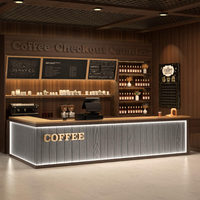Comptoir de bar en forme de L avec éclairage LED, plateau multi-niveaux en HPL résistant au feu pour petit café, bistrot, restaurant décontracté