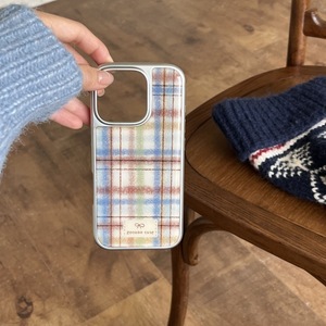 Funda de teléfono coreana estilo otoño-invierno con diseño sencillo a cuadros y cubierta de pegamento líquido para iPhone 16 Pro Max 15 14 13 para mujer - Product Image 3