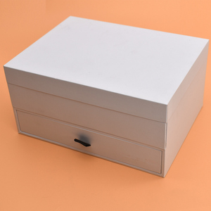 Caja <span class=keywords><strong>de</strong></span> regalo <span class=keywords><strong>de</strong></span> <span class=keywords><strong>chocolate</strong></span> magnética biodegradable personalizada con acabado en relieve tamaño pequeño y forro <span class=keywords><strong>de</strong></span> esponja tapa abatible diseño <span class=keywords><strong>de</strong></span> cajón <span class=keywords><strong>de</strong></span> base - Product Image 3