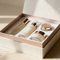 Échantillon gratuit de boîte de parfum de luxe vide, boîte rigide personnalisée avec logo, boîte cadeau en carton pour cosmétiques et soins de la peau, matériaux recyclés, éponge