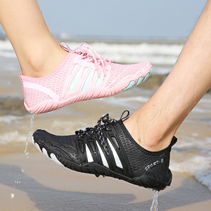 Nuove Scarpe da Spiaggia per Traversare Torrenti, Taglia Grande, per Ciclismo all'Aperto, Sport Acquatici, Modello Barefoot Delicato sulla Pelle per Immersioni e Nuoto - Product Image 3