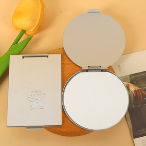 Portable Round Makeup <b>Mirror</b> Aluminum Case With Bear Design <b>Compact</b> <b>Mirror</b> For Personal Gift Use - Product Image 1