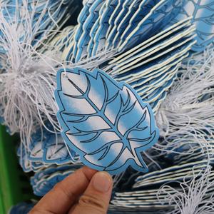 Ambientador de aire LCar al por mayor, Perfume personalizado de lujo para el hogar, tarjeta de papel, accesorios colgantes, ambientador de aroma de coche de larga duración - Product Image 5