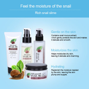 Ensemble crème hydratante anti-rides raffermissante pour le visage, lotion et nettoyant à la vitamine C, à l'acide hyaluronique et au collagène d'escargot pour femmes - Product Image 3