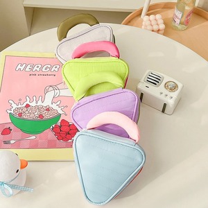 Popular Triangle Makeup Bag Portable Lipstick Storage <b>Pouch</b> High Capacity Cosmetic Bag For Women - Product Image 3