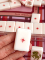 Jeu de Mahjong de Luxe Wild Mare Desert Rose, 160 Tuiles, Collection Designer Faite à la Main en Acrylique pour Jeux d'Échecs de Vacances